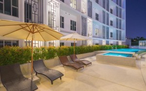 محوطه هتل محوطه هتل