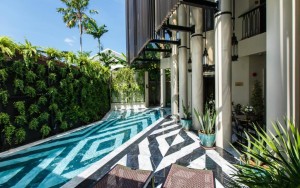 محوطه هتل محوطه هتل