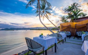 محوطه هتل محوطه هتل