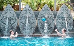 محوطه هتل محوطه هتل