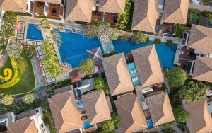 محوطه هتل محوطه هتل