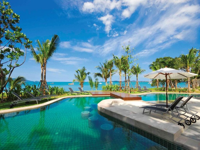 محوطه هتل محوطه هتل