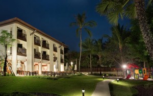 محوطه هتل محوطه هتل