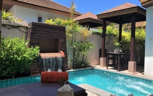 محوطه هتل محوطه هتل