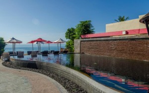 محوطه هتل محوطه هتل