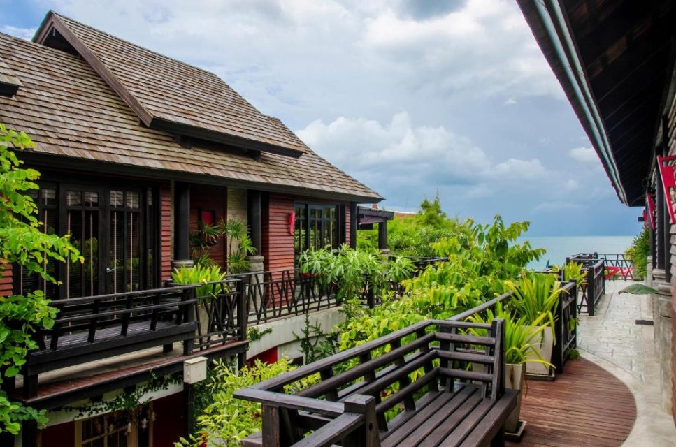 محوطه هتل محوطه هتل