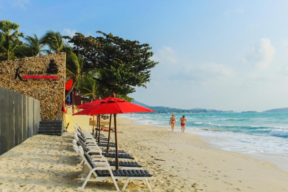 محوطه هتل محوطه هتل