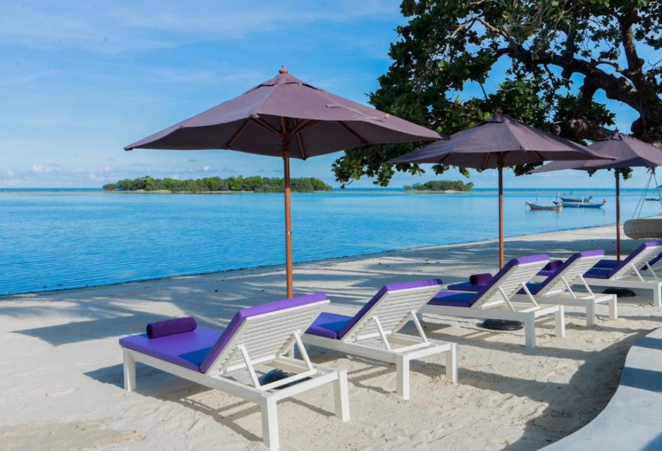 محوطه هتل محوطه هتل