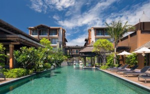 محوطه هتل محوطه هتل