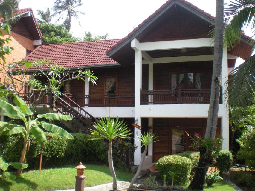 محوطه هتل محوطه هتل