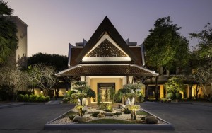 محوطه هتل محوطه هتل