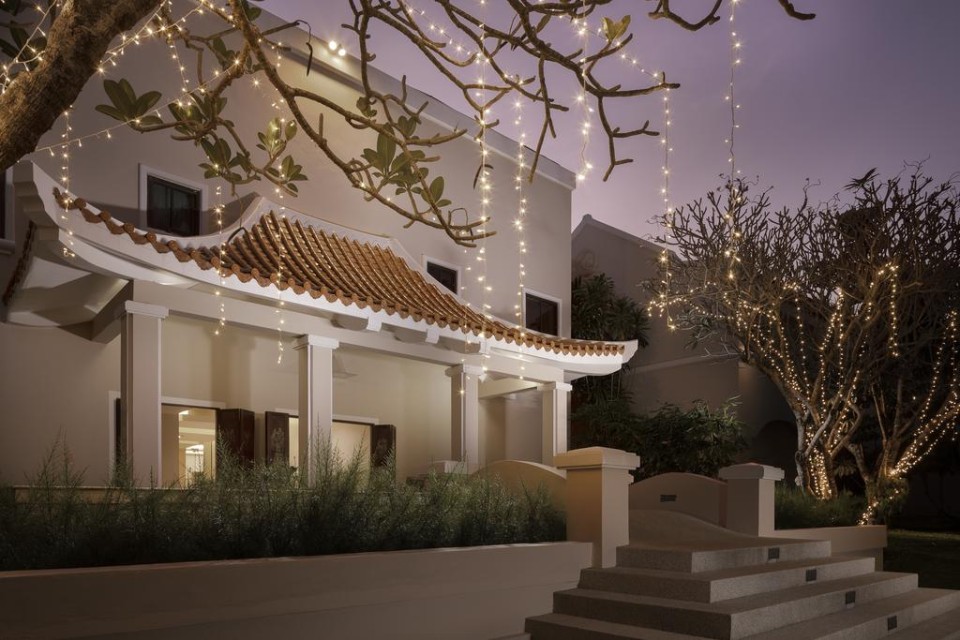 محوطه هتل محوطه هتل