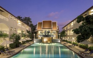 محوطه هتل محوطه هتل