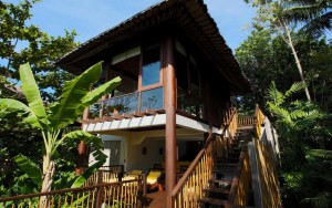 محوطه هتل محوطه هتل