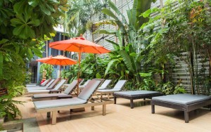 محوطه هتل محوطه هتل