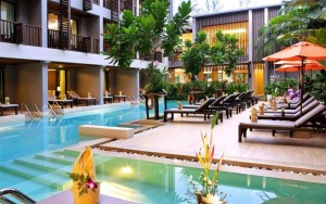 محوطه هتل محوطه هتل