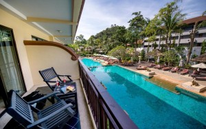 محوطه هتل محوطه هتل