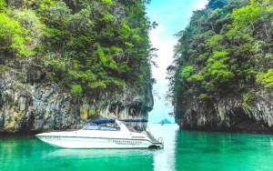 محوطه هتل محوطه هتل