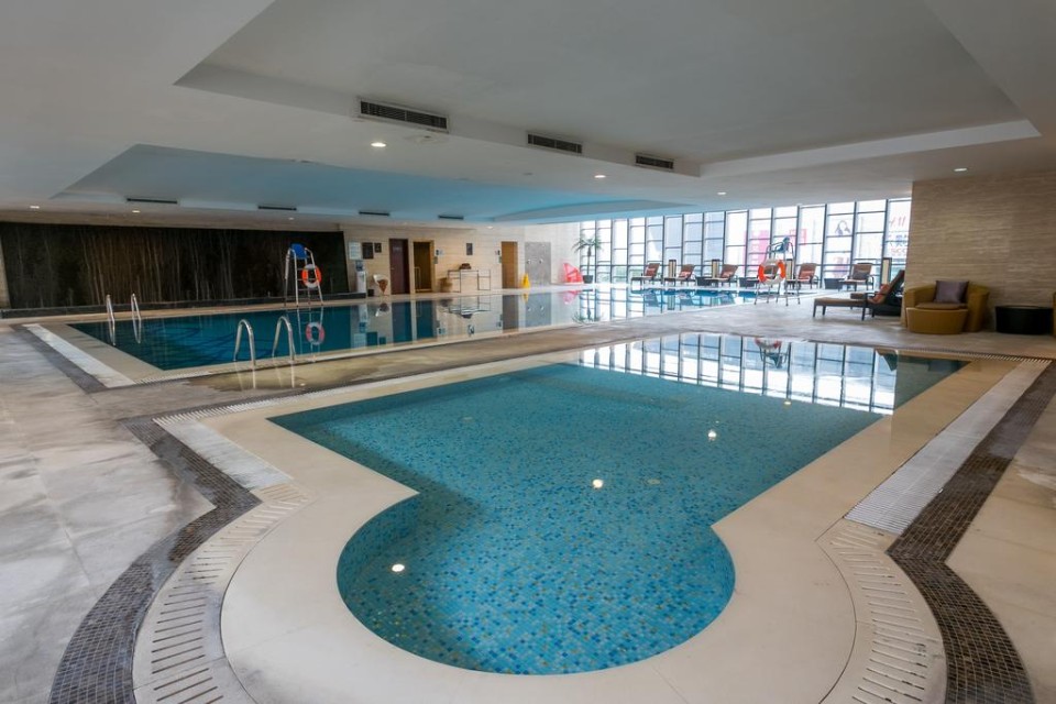 استخر استخر