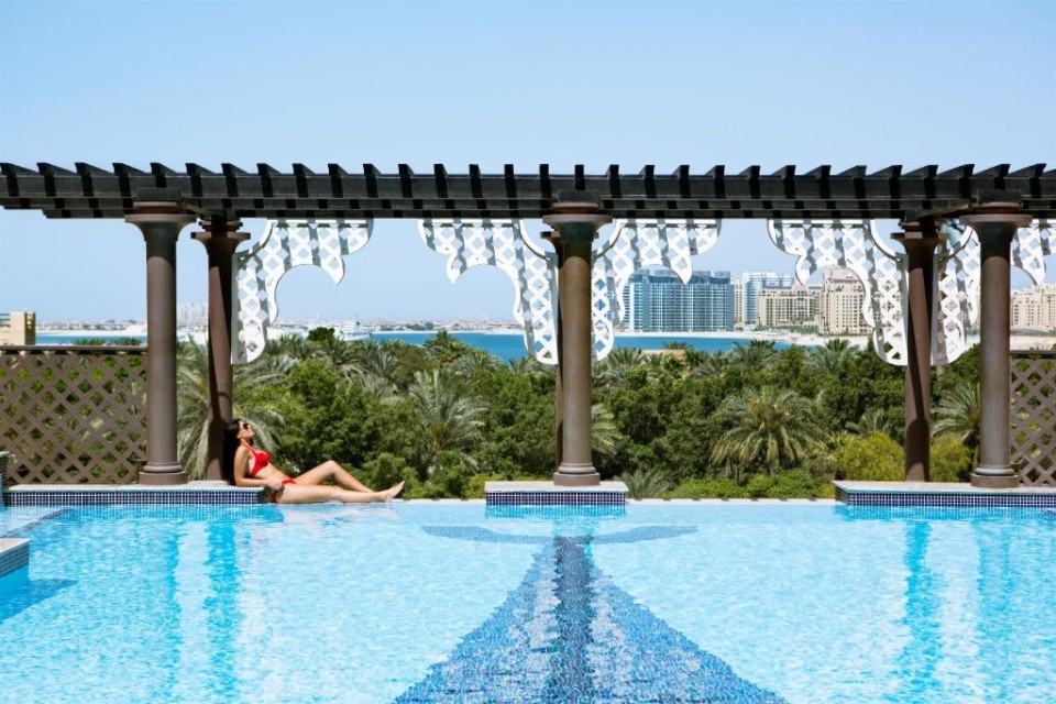 استخر استخر