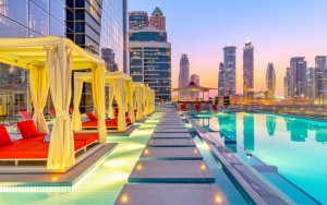 محوطه هتل محوطه هتل