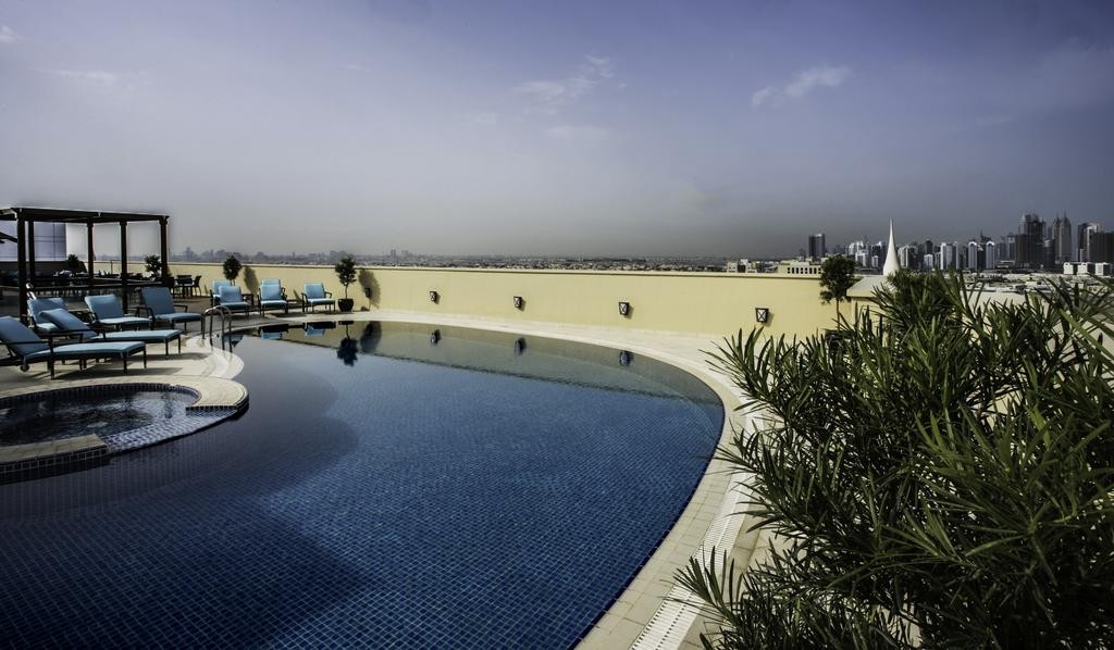 استخر استخر