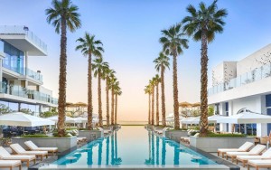 محوطه هتل محوطه هتل