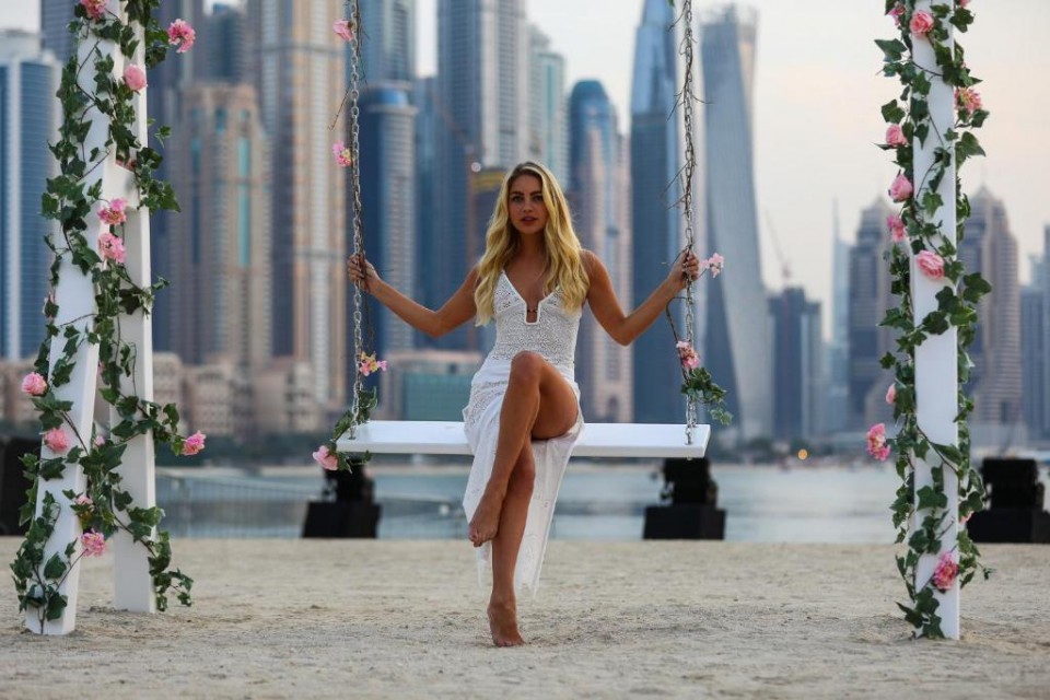 محوطه هتل محوطه هتل