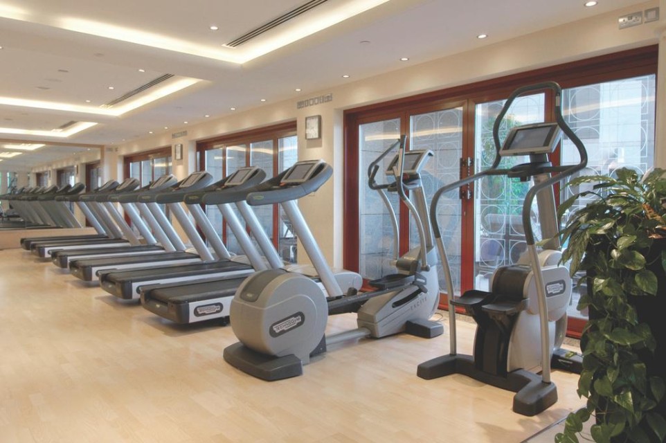 سالن ورزشی سالن ورزشی