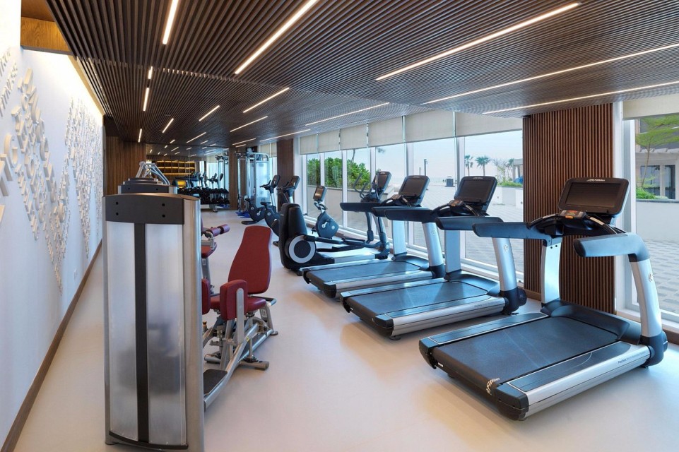 hotels-dubai-Fairmont-Fujairah-Beach-Resort-health-club-26ba2c9637d85cfabc7a35aea816c669.jpg