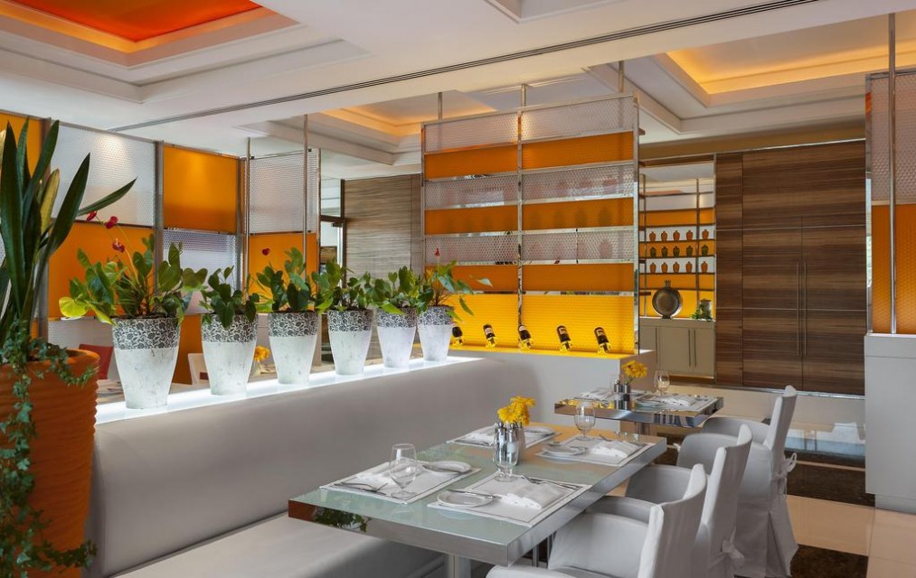 رستوران رستوران