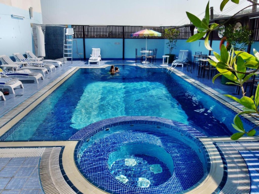 استخر استخر