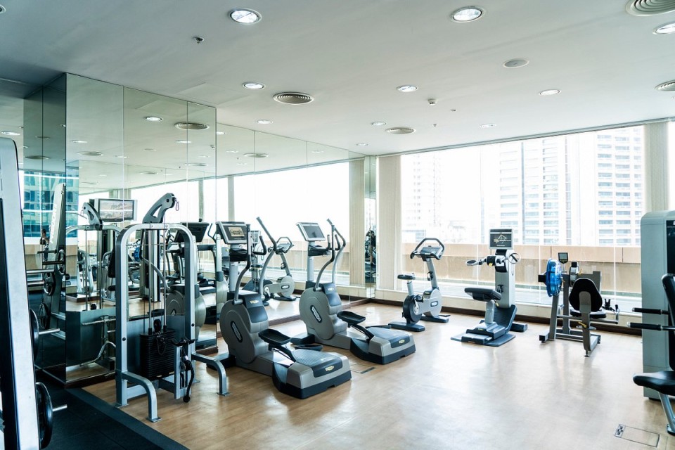 hotels-dubai-Mercure-Barsha-Heights-Suite-fitness-centre-26ba2c9637d85cfabc7a35aea816c669.jpg