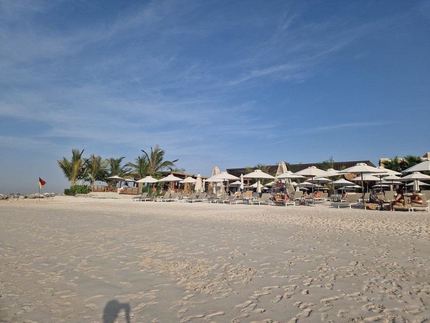 محوطه هتل محوطه هتل