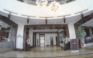 ورودی هتل ورودی هتل