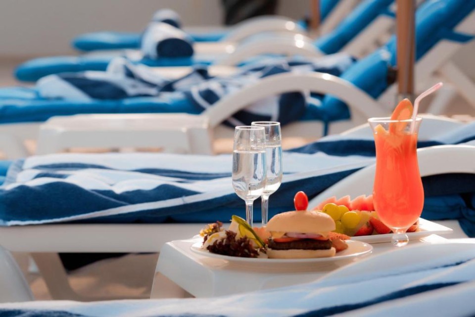 استخر استخر