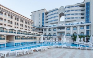 محوطه هتل محوطه هتل