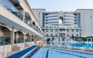 محوطه هتل محوطه هتل