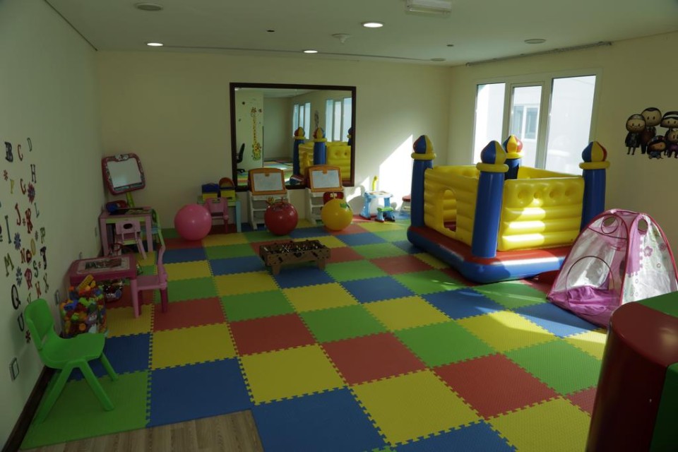 زمین بازی کودکان