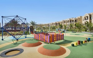 زمین بازی کودکان