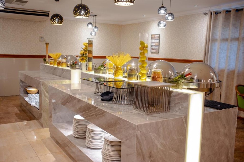 رستوران رستوران