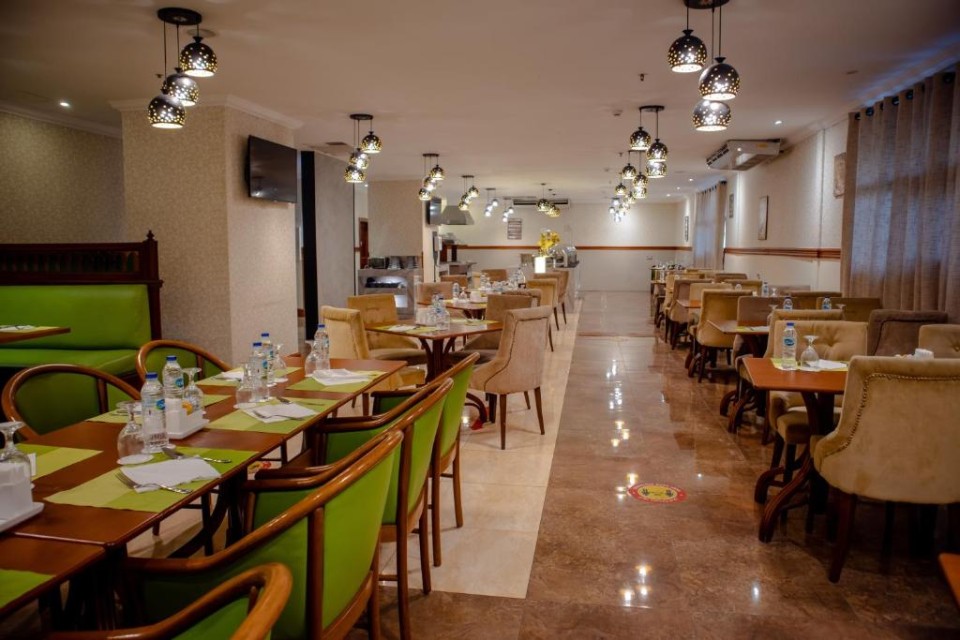 رستوران رستوران