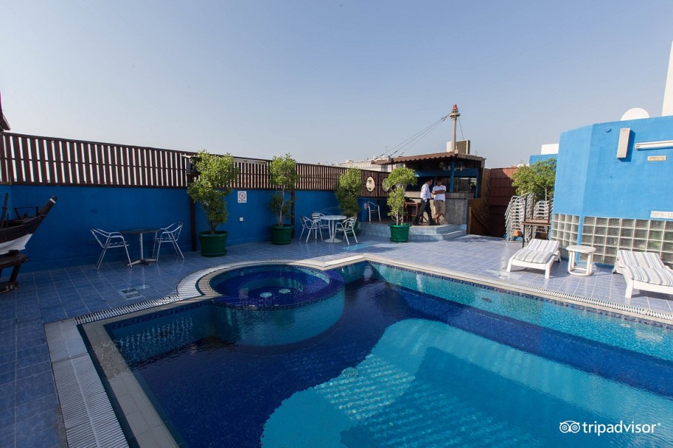 استخر استخر