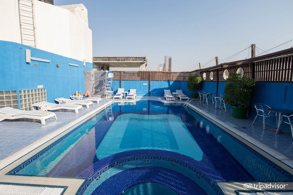 استخر استخر