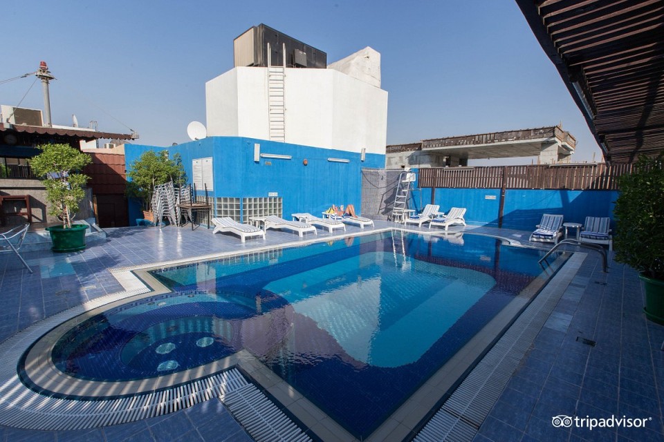 استخر استخر