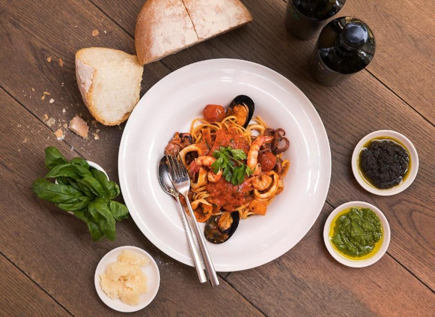 رستوران رستوران