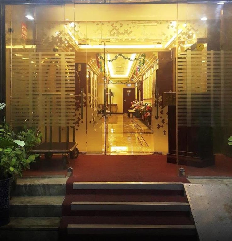 ورودی هتل