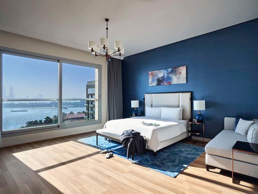 hotels-dubai-hotel-rixos-the-palm-dubai-guest-room-(8)-26ba2c9637d85cfabc7a35aea816c669.jpg