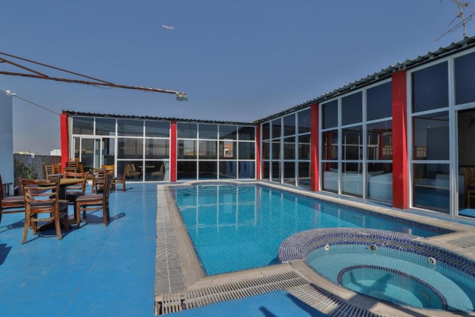 استخر استخر