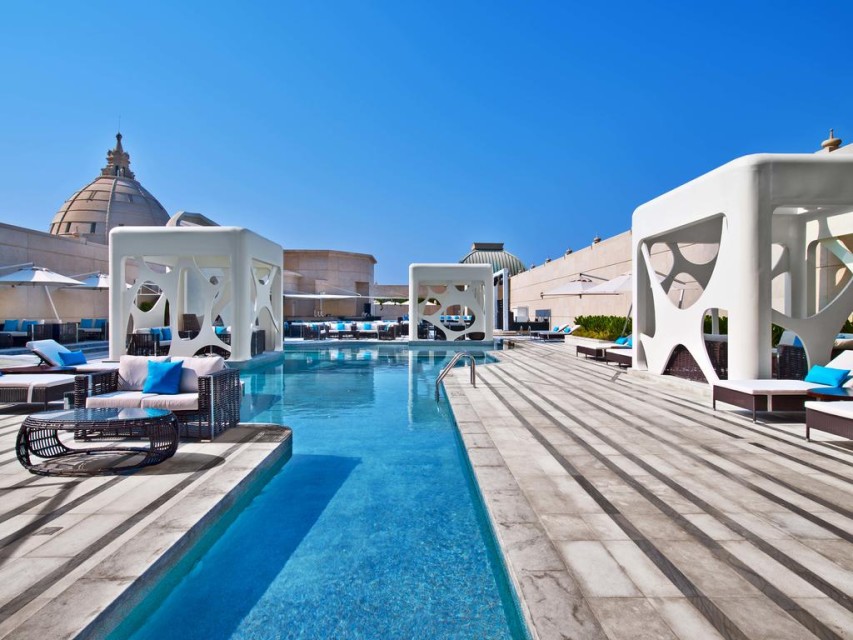 hotels-dubai-hotel-w-al--habtoor-city-dubai-hotel-w-al--habtoor-city-(pool1)-26ba2c9637d85cfabc7a35aea816c669.jpg